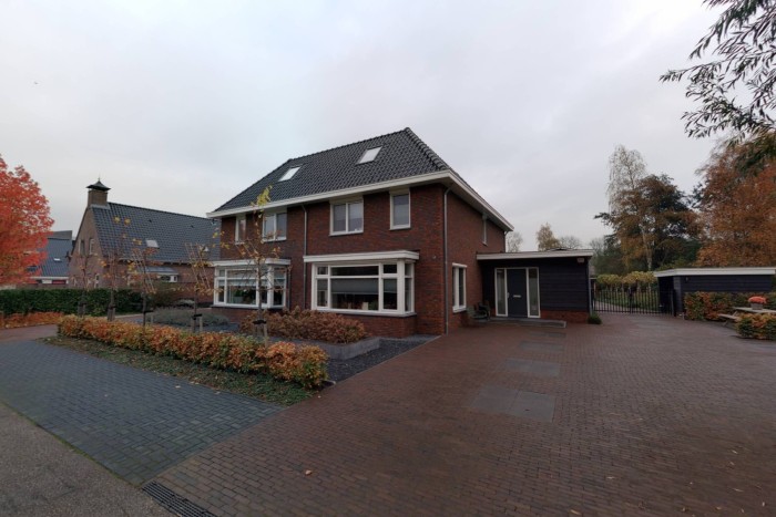 Splitsing en sanering diverse bouwkavels te Schoonhoven - opgeleverd 4e kwartaal 2005
